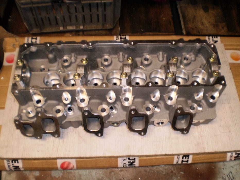 toyota land cruiser 3,0 td 8v(1kz-te) - głowica silnika -nowa- z zawor