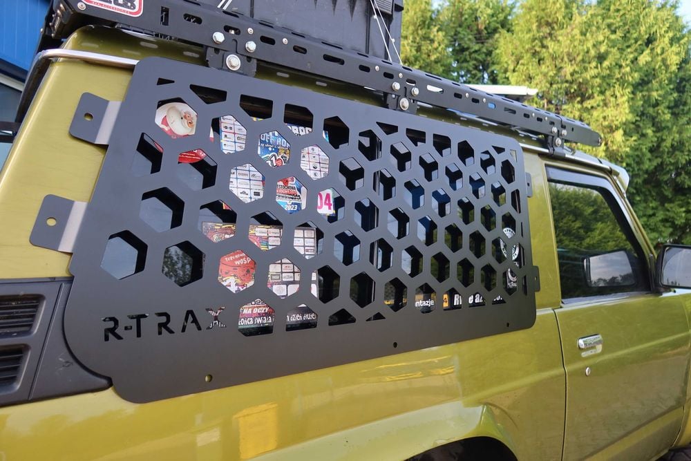 Zestaw osłon na szyby tylne Nissan Patrol Y60 (wersja krótka)