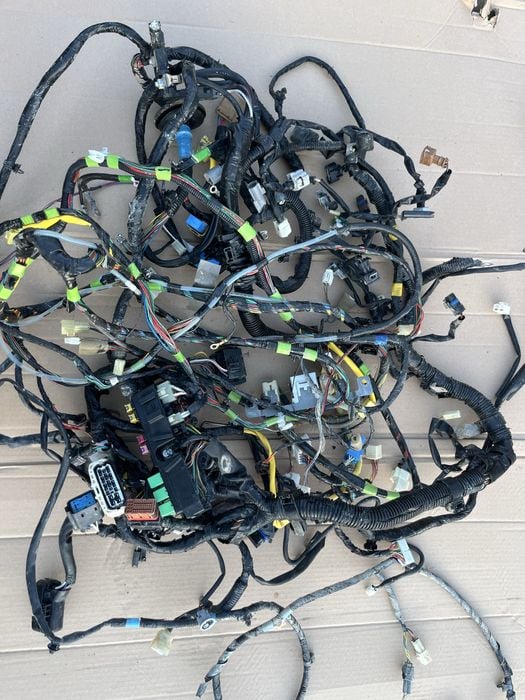 Suzuki jimny  1.5 DDIS  instalacja elektryczna czesci