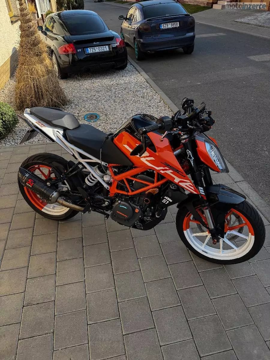 KTM 390 Duke