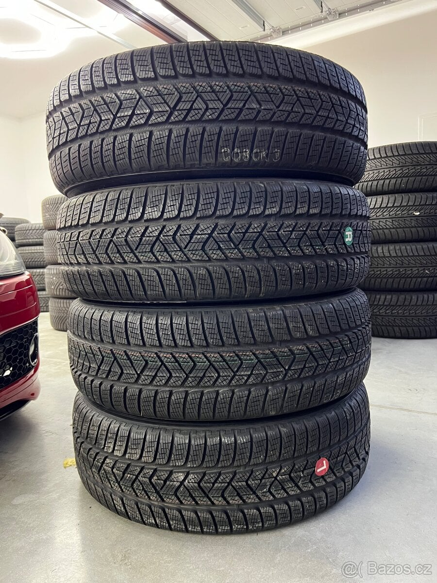 235/65 r19 zimni nepoužité range rover