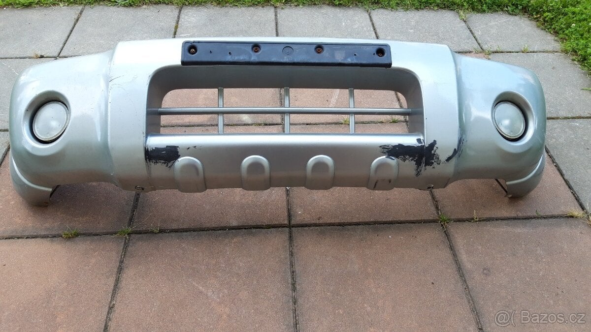 Nissan Navara D22 –  Nárazník přední plastový