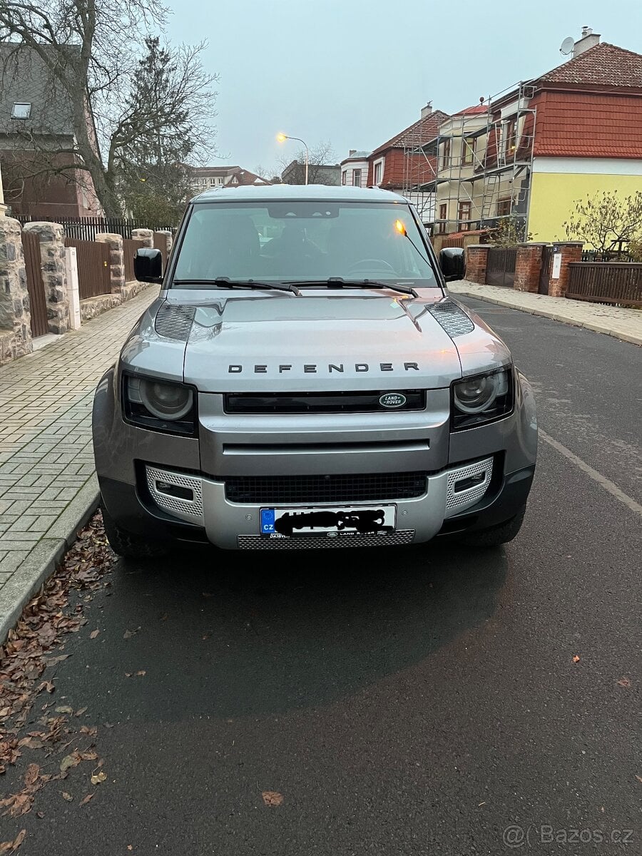 Land Rover Defender 110 SE D250 AT MY23