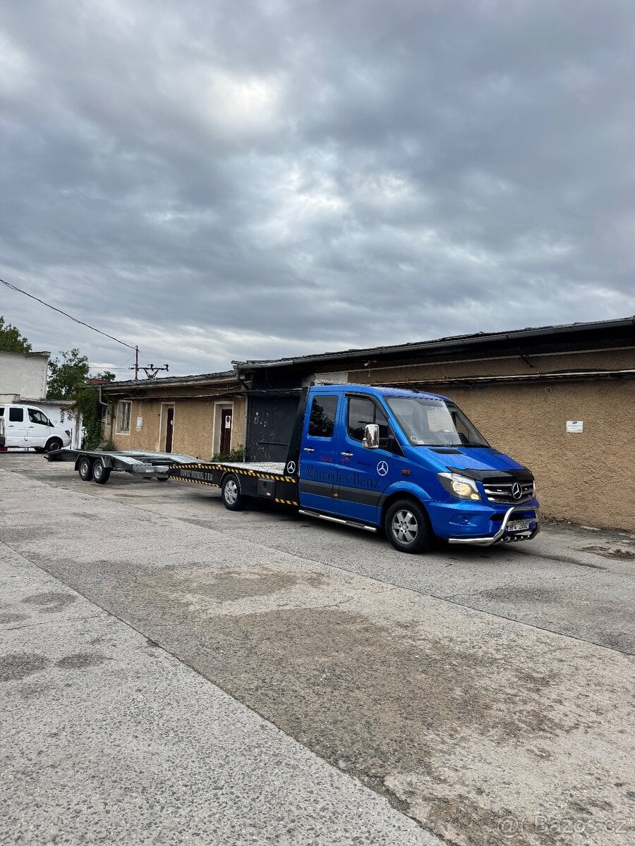 Prodám odtahový speciál Mercedes Sprinter na skupinu B s mot
