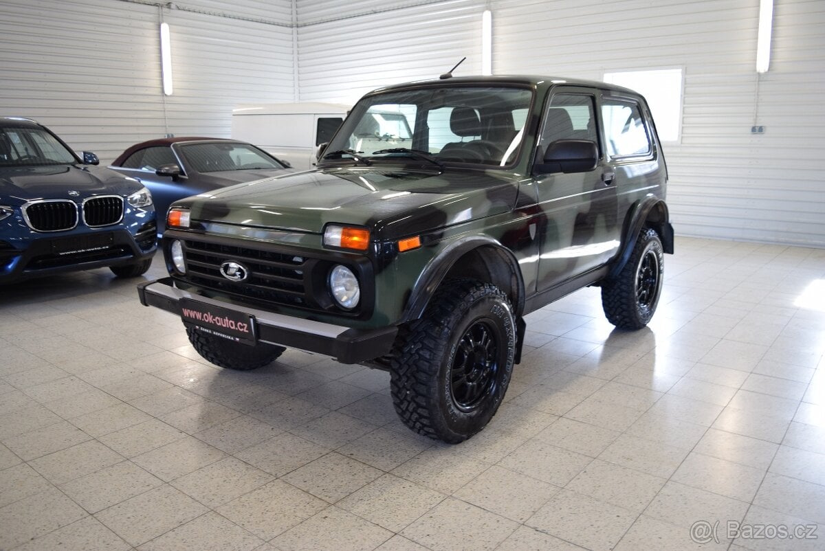 Lada Niva 1.7i BRONTO PAKET LUXE 8 000 km 4x4 rv 2021-DPH