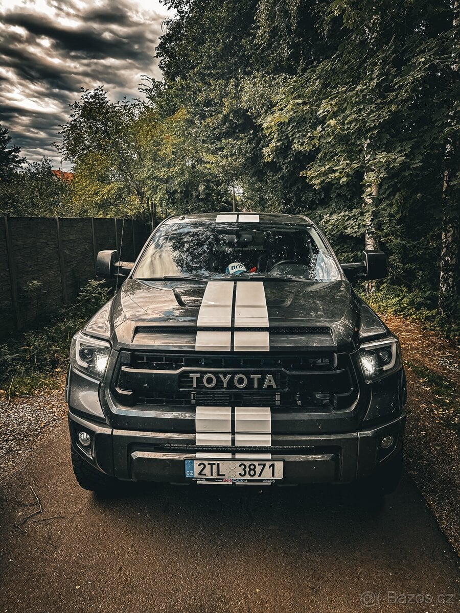 Toyota Tundra 5.7 V8 SUPERCHARGER 600hp