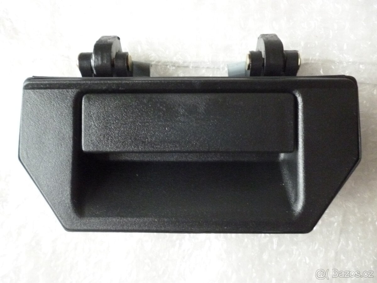 Nissan Navara D22 : Klika korby