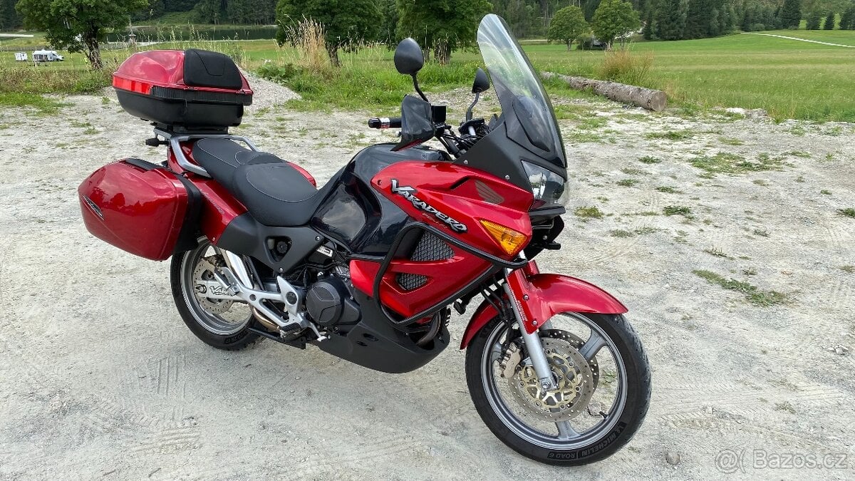 Honda XL 1000V Varadero / 3x kufry, snížená, super stav