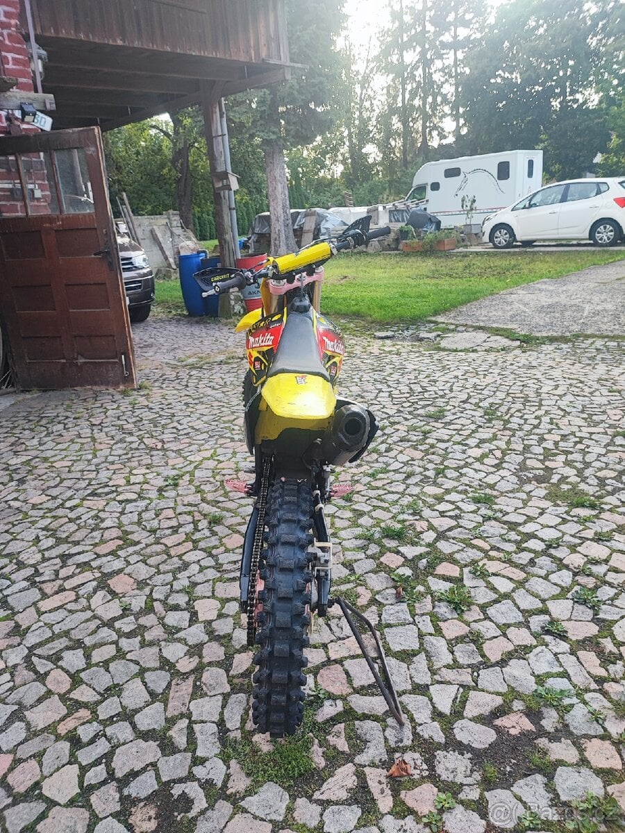 Suzuki RMZ 2008