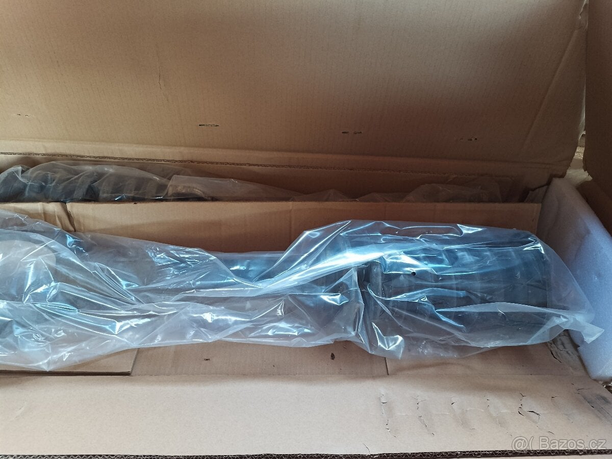 Jeep Grand Cherokee WK2 2014 pružiny a tlumiče