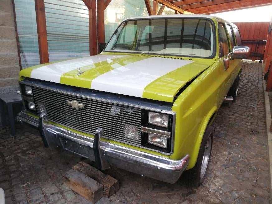 CHevrolet Suburban C20