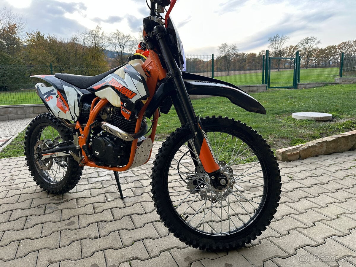 Pitbike Zuumav K5-CB225G 250cc 21/18 - oranžová