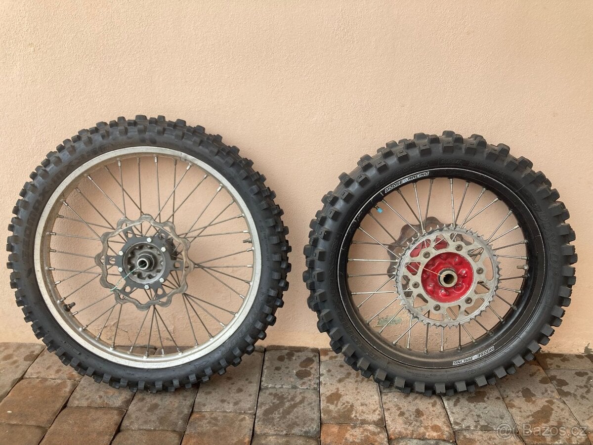 Motokrosová kola Honda CRF 450/CRF 250