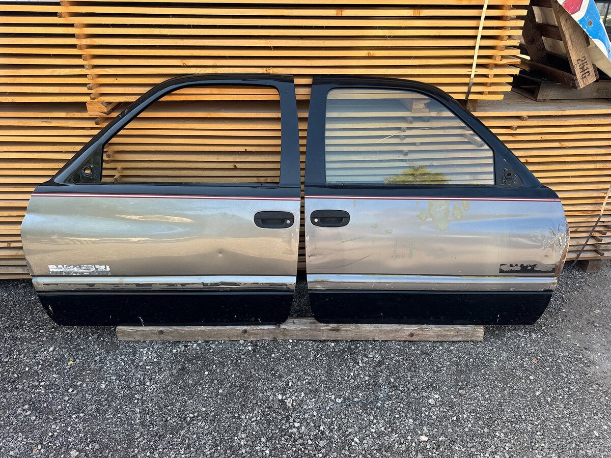 PŘEDNÍ DVEŘE – DODGE RAM 2.generace 1994-2002