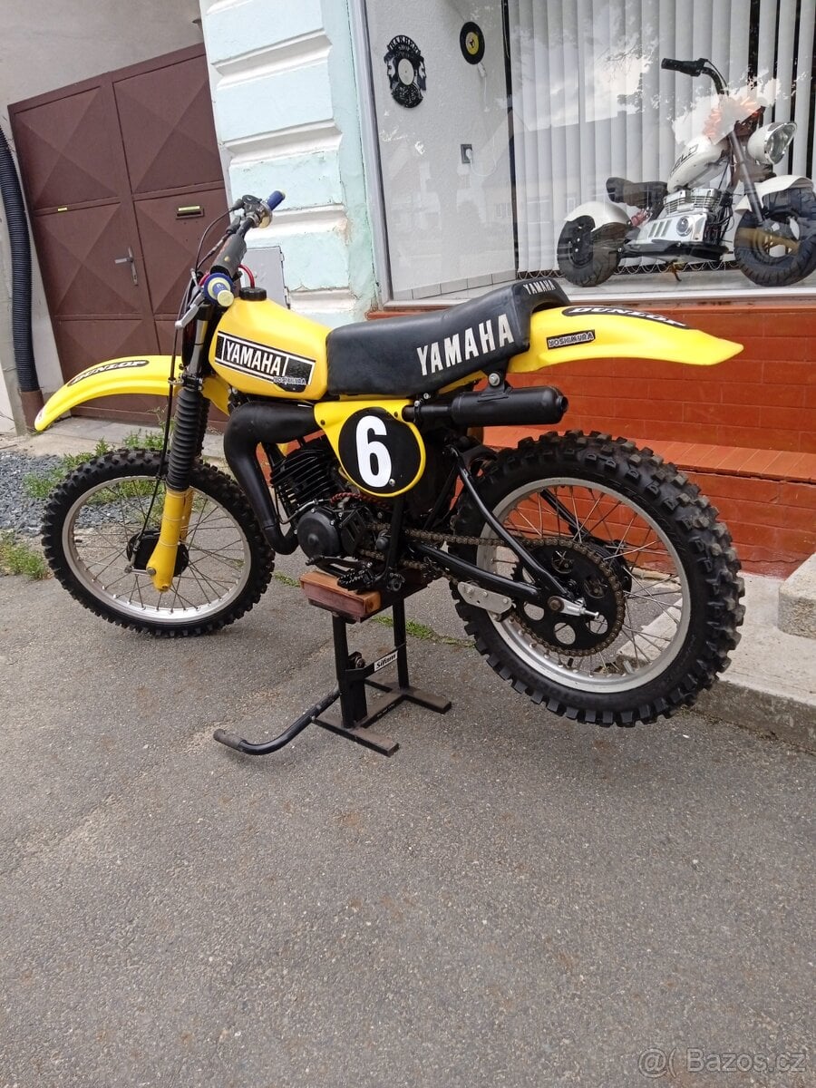 Yamaha YZ 125ccm/Motocross veterán z roku 1977
