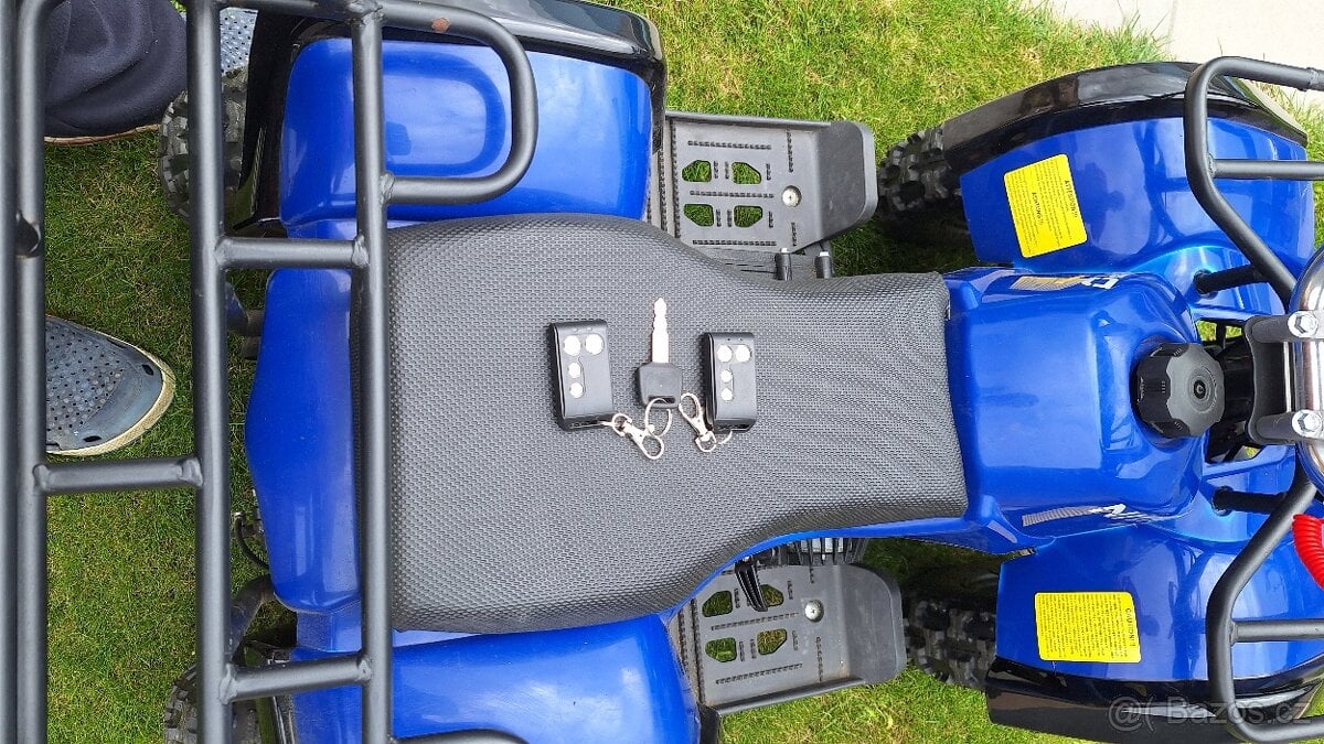 Dětská čtyřkolka