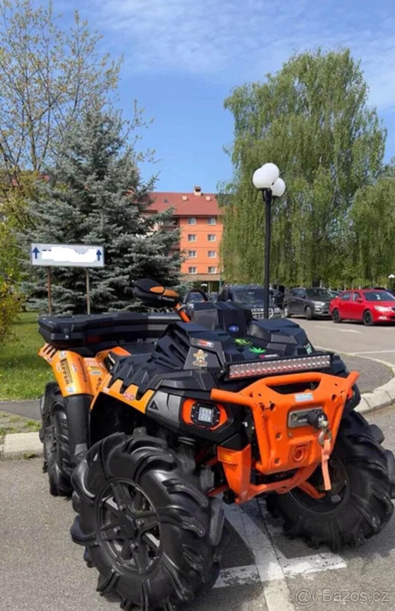 Čtyřkolky Polaris SportsMan High-Lifter 100cp