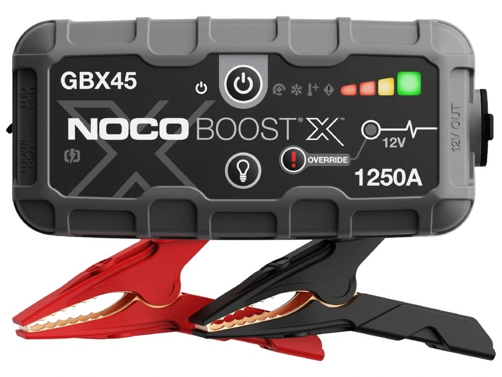 NOCO Boost X GBX45, výkonný 12V lithium jump starter / power