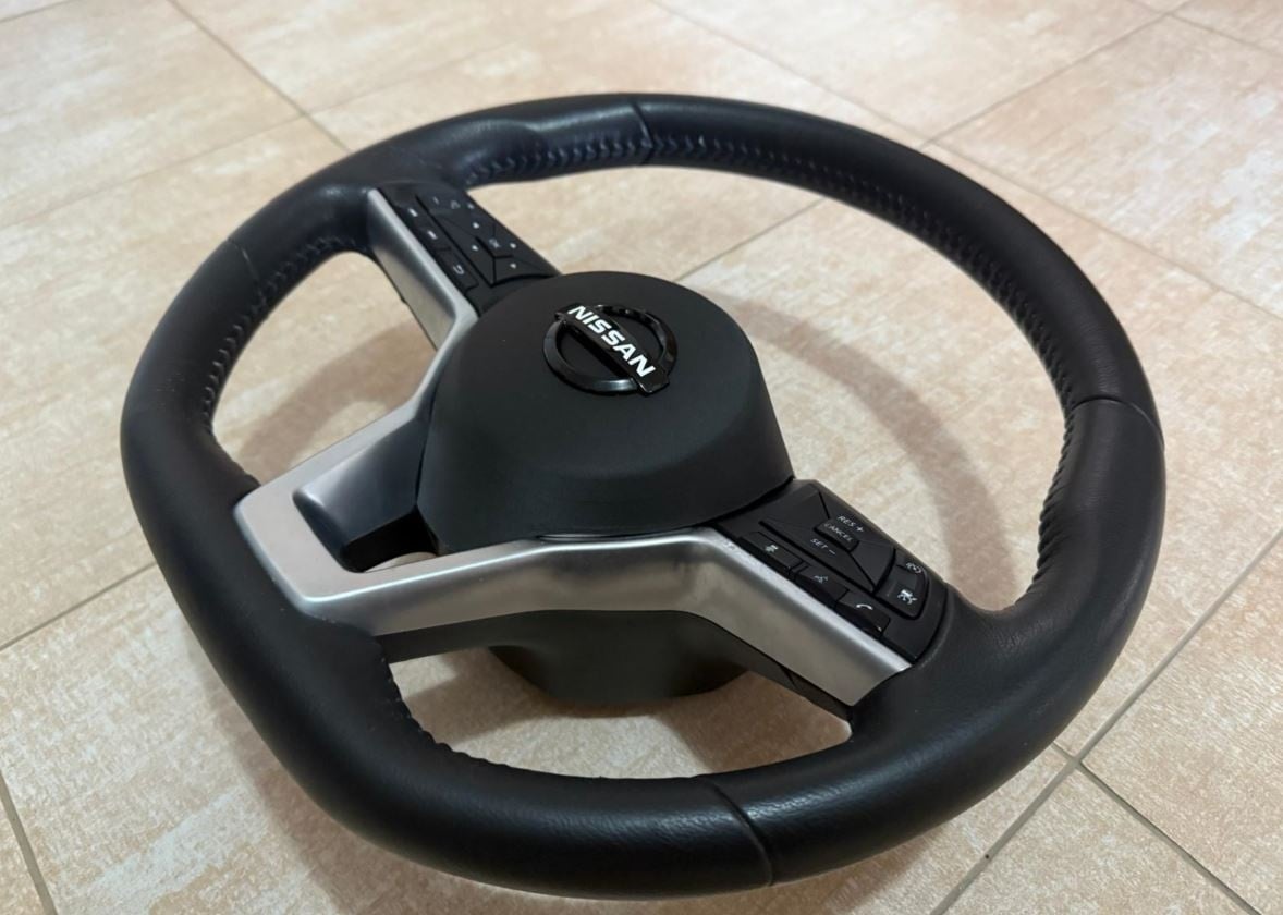 NISSAN PATROL Y60/Y61 - UPRAVENÝ VOLANT