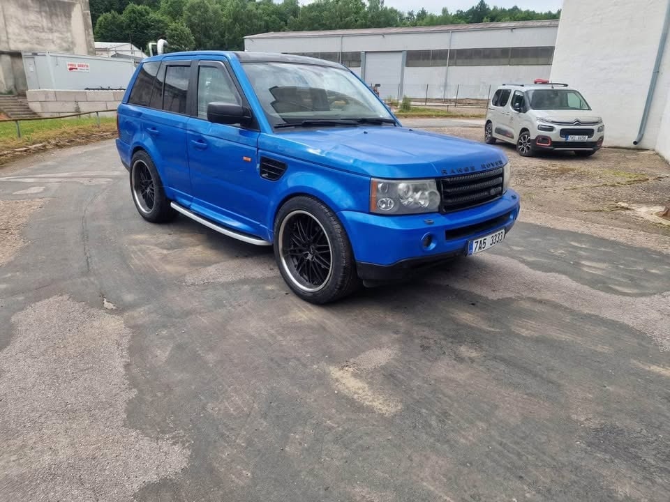 Range rover 2.7d sport R.v 2007, bez stk, vadný 1 vstrik, je