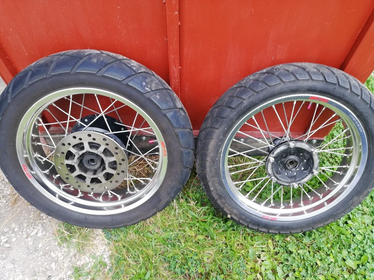 Yamaha XT 600 motardová kola