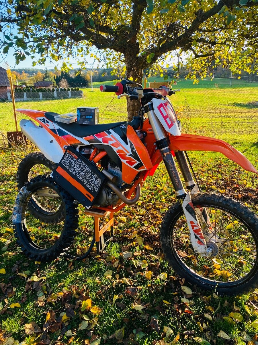 KTM SX-F 250 2015 4t