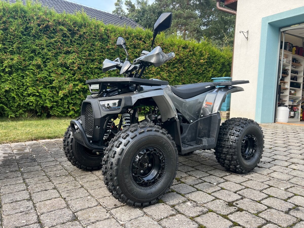 Dětská čtyřkolka Piranha Veyron 125cc Carbon