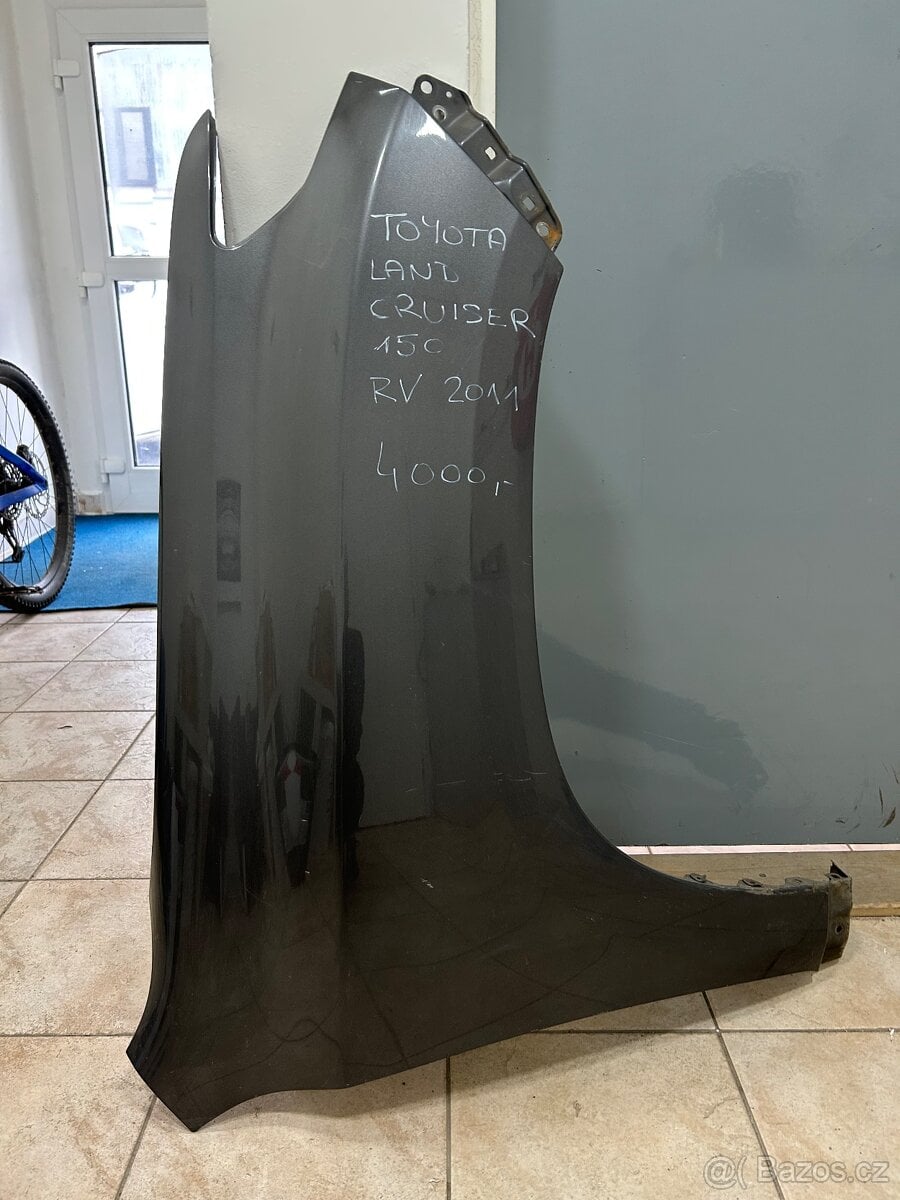 Blatník Toyota Land Cruiser