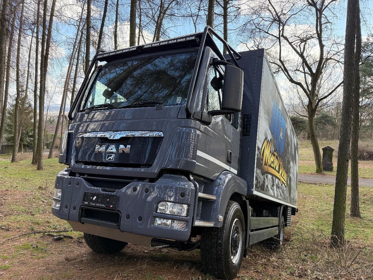 MAN TGS 4x4 servisní kamion pro Rally/Dakar nebo Expediční