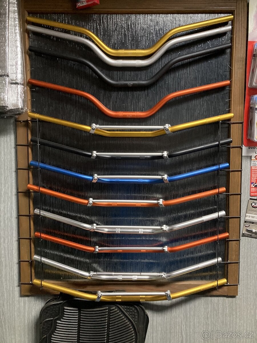 řidítka na motocykl nebo ATV