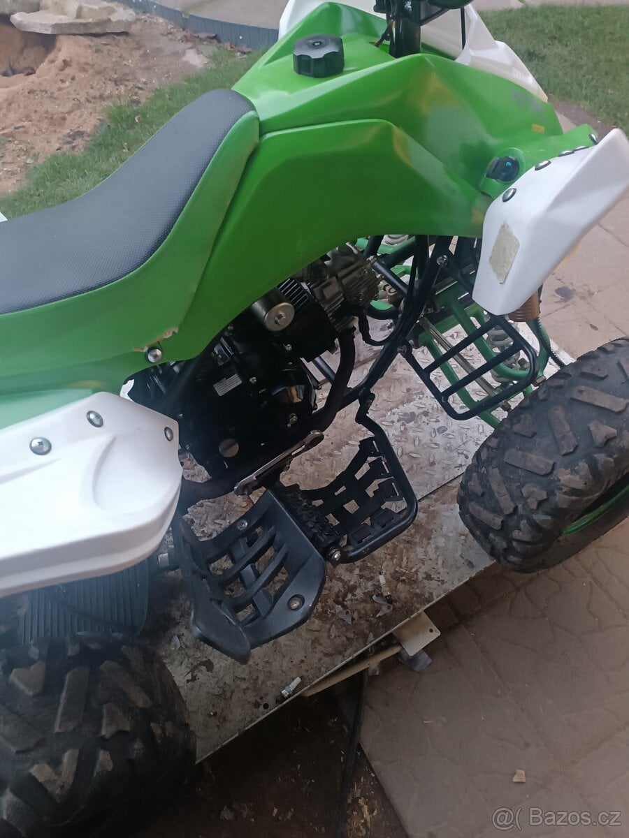 Dětská čtyřkolka 125