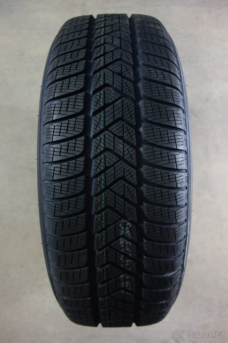 Land Rover Defender L663, alu 5x120 255/60/20 zimní, nové