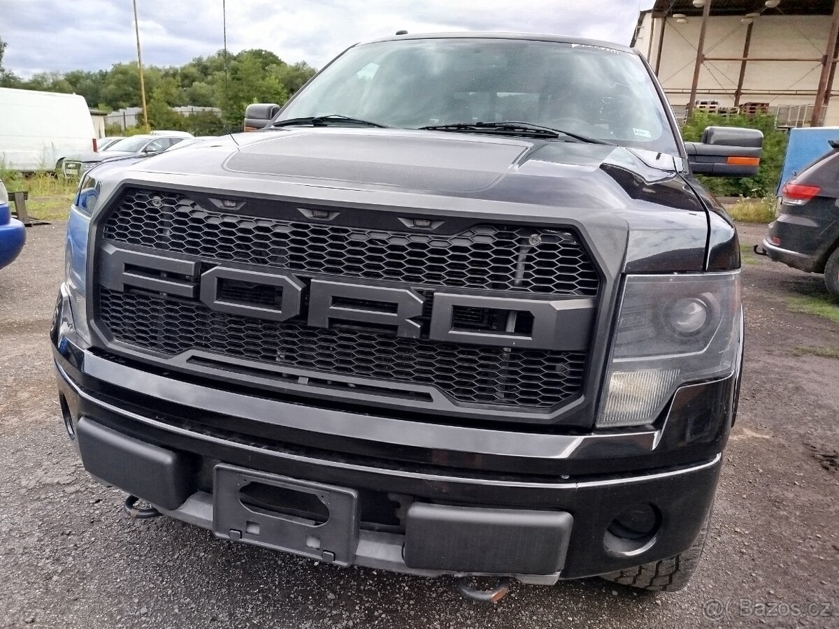 Ford F150. Fx4 V8 5.0