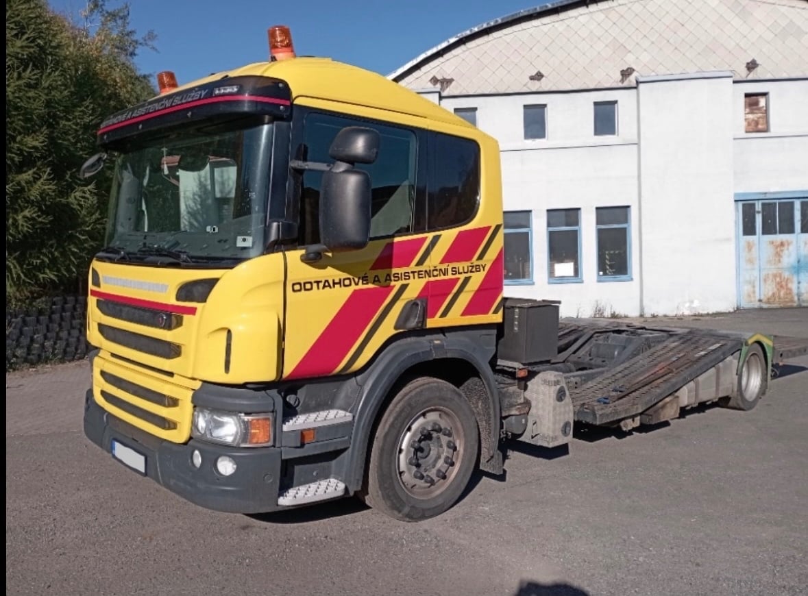 Scania odtahovka LKW