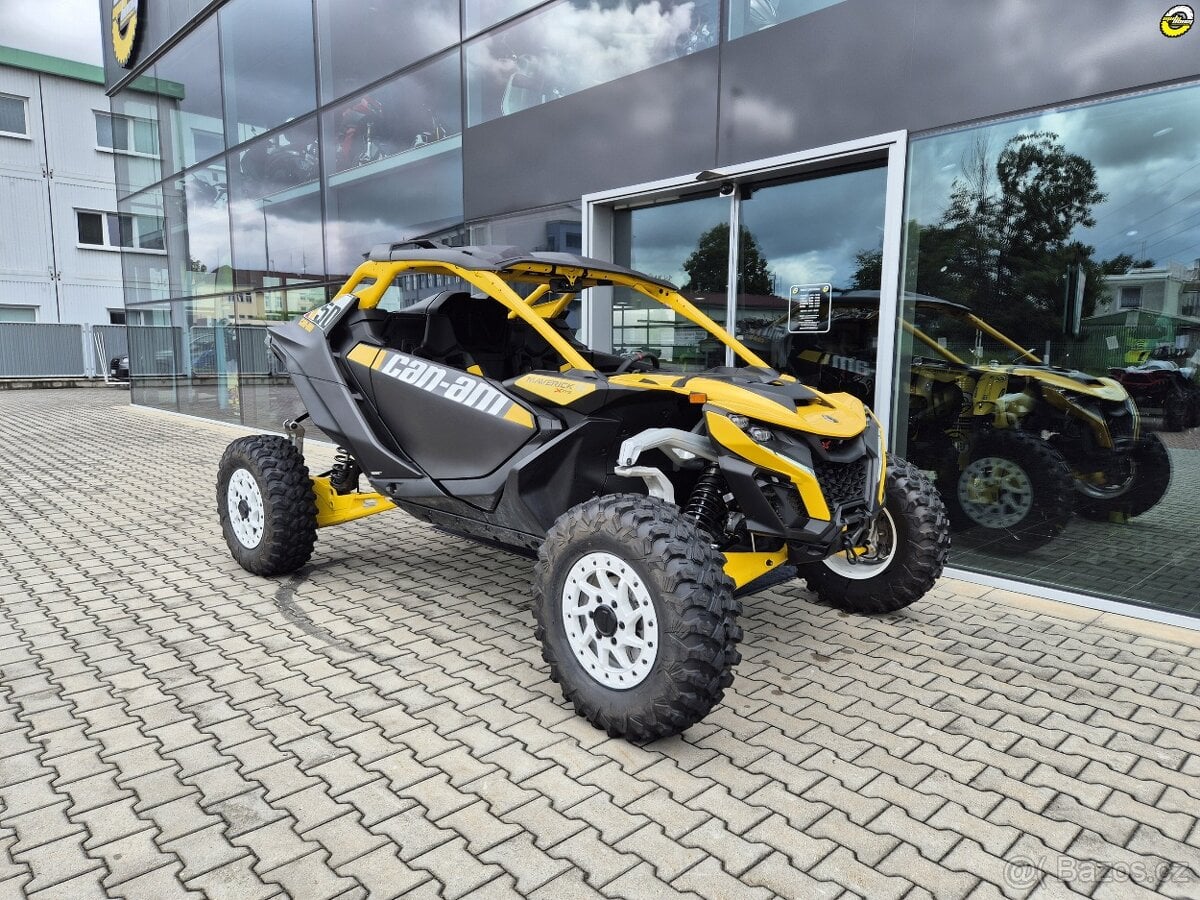 CAN-AM Maverick R