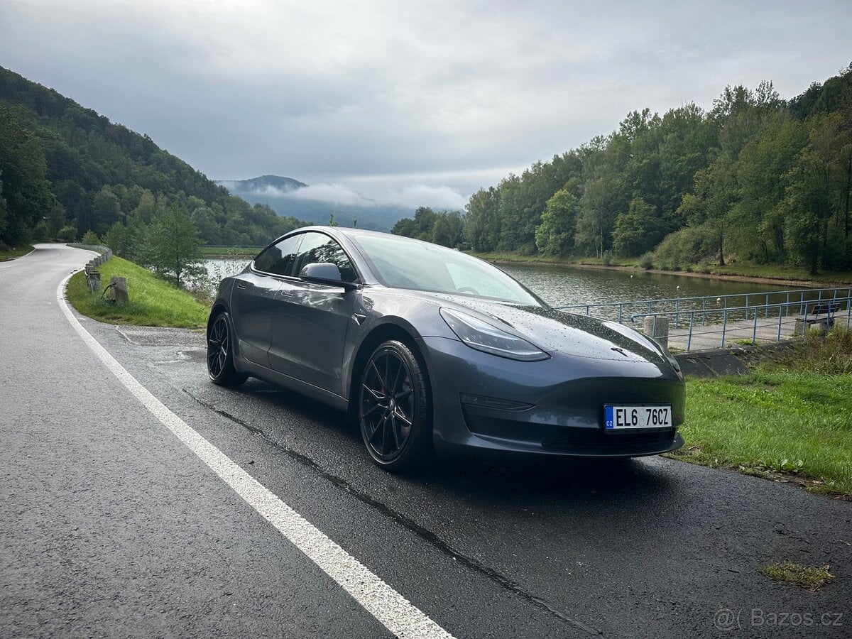 Tesla model 3 Performance 377kw