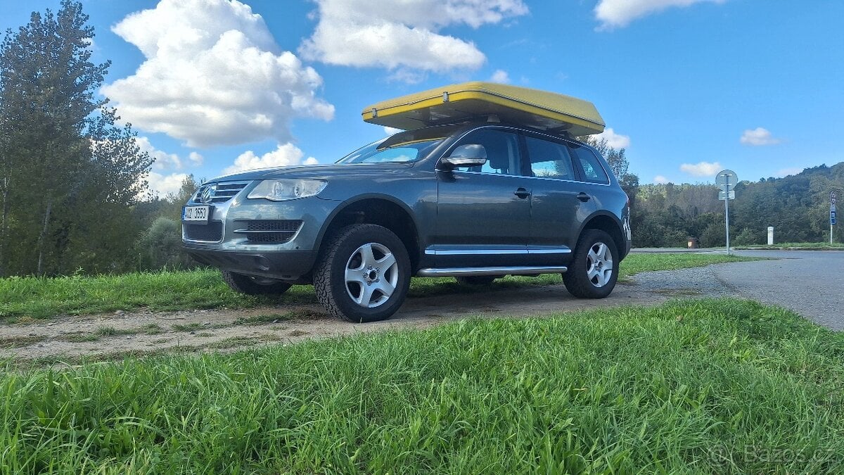 VW Touareg 2.5 TDI R5 – Offroad ready, manuál, po STK