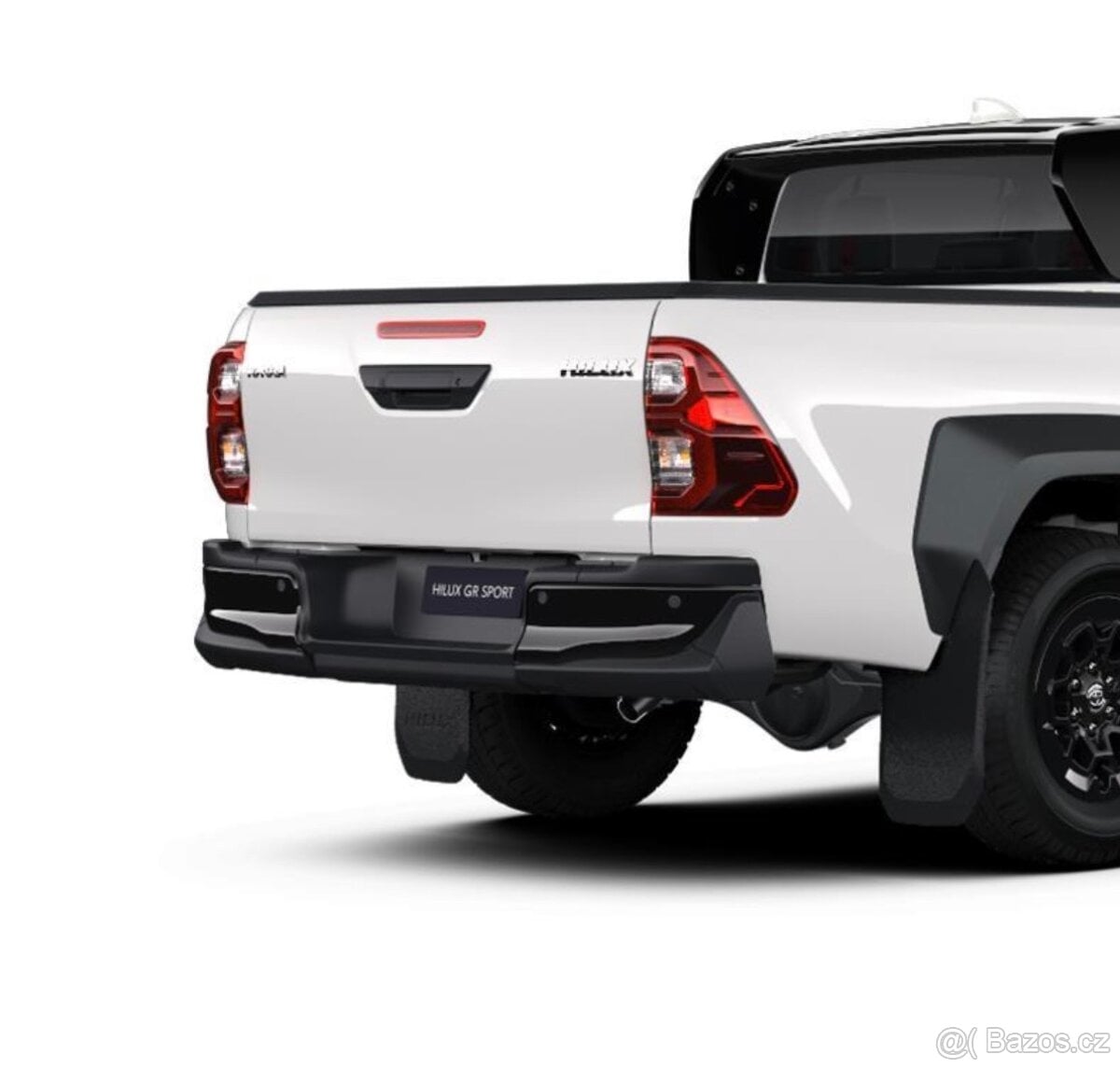 Zadní nárazník Toyota Hilux GR Sport