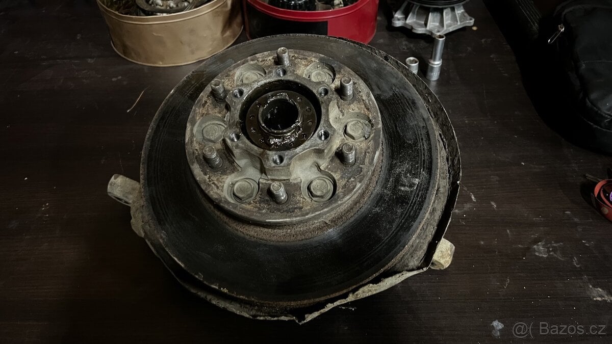 nissan patrol y61 kompletní náboj