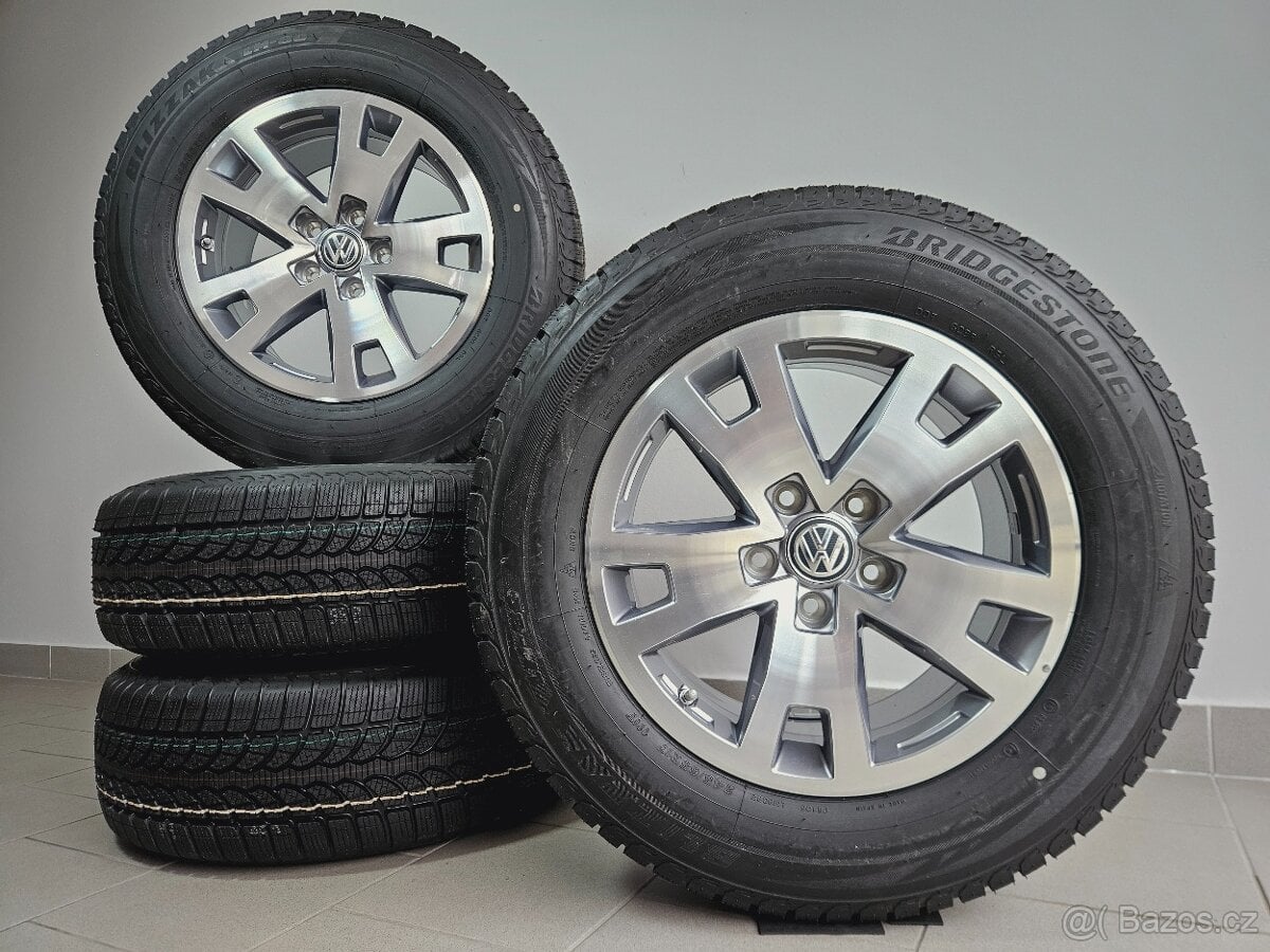 Orig. VW Amarok 5x120 Zimní 245/65/17 - Nové