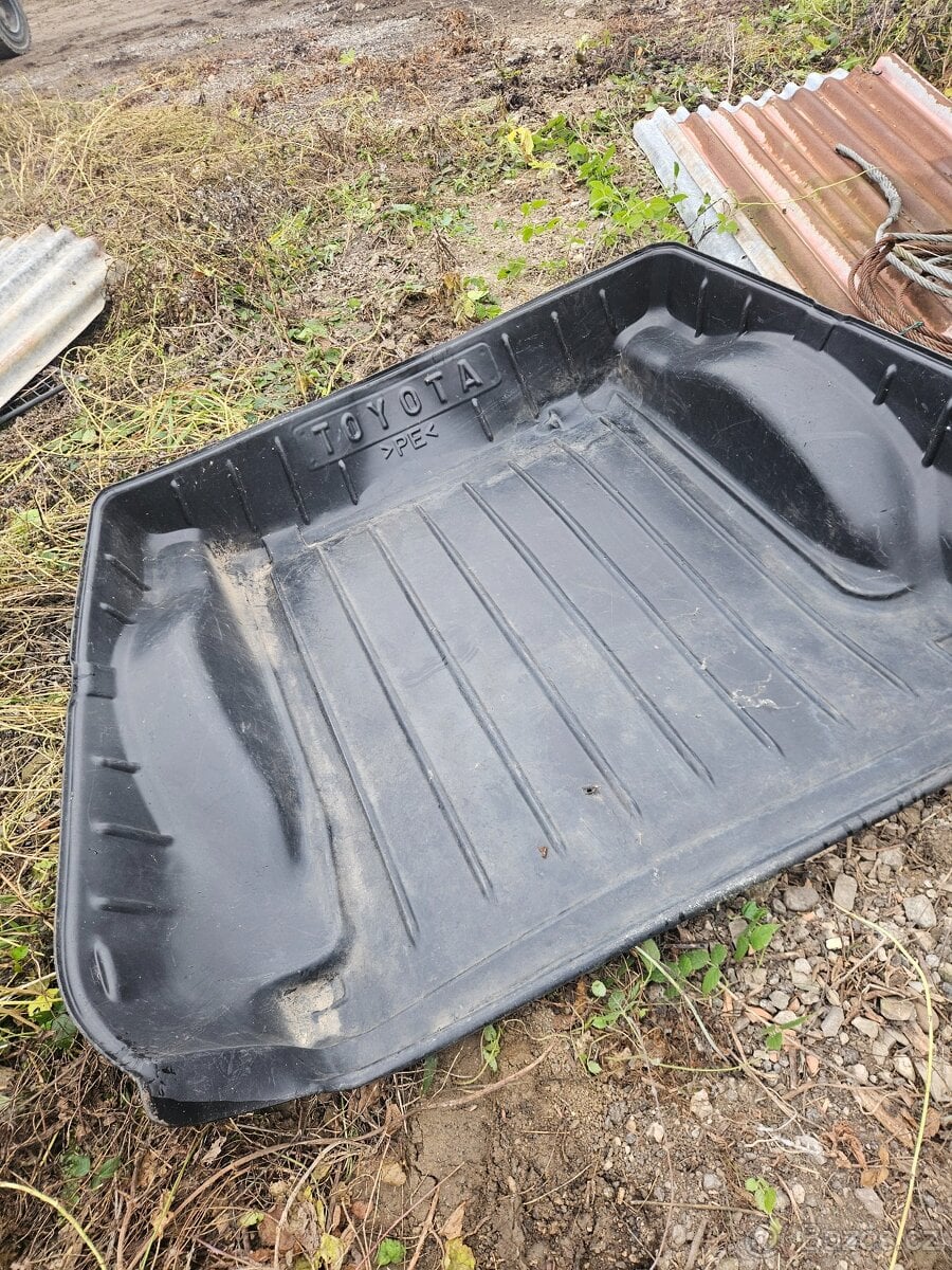 Toyota hilux vaňa korby