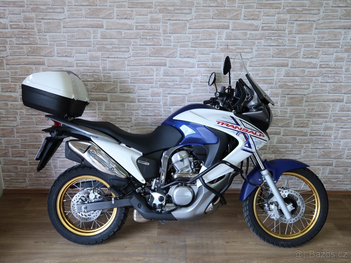 Honda XL700VA Transalp ABS původ ČR, 1.majitel, 1700km