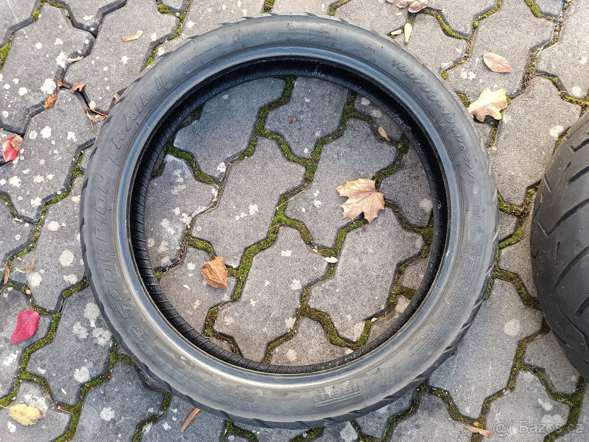 Prodám enduro  pneumatiky  Pirelli na motorku, jednotlivě