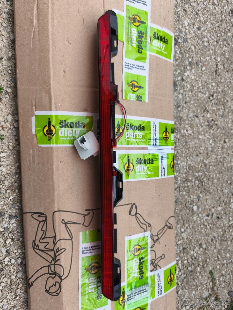 Tretí brzdove světlo Mercedes GLA , GLC , C class , Vito, sp