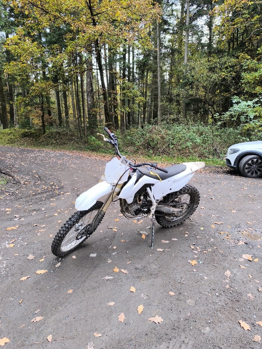 Pitbike huricane 250