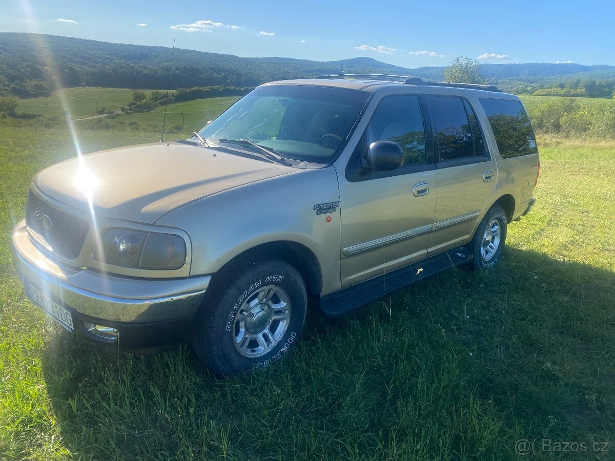 Ford Expedition 4,6 V8 r.v.2000 , automat,