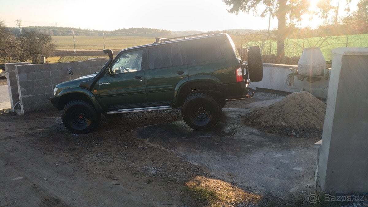 Prodám Nissan patrol y61