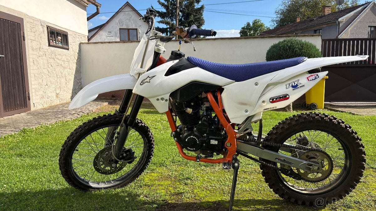 Pitbike  150ccm 19x16