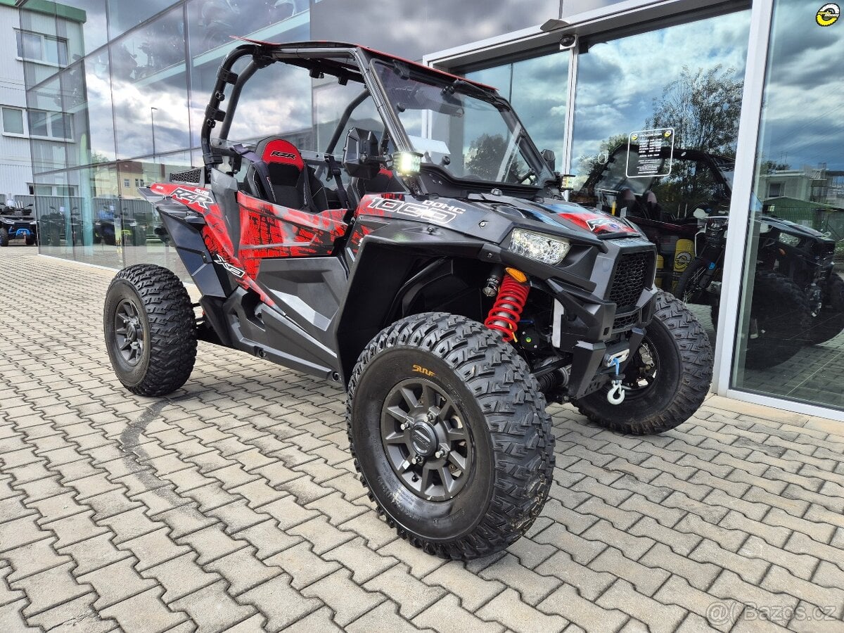Polaris Ranger RZR XP 1000