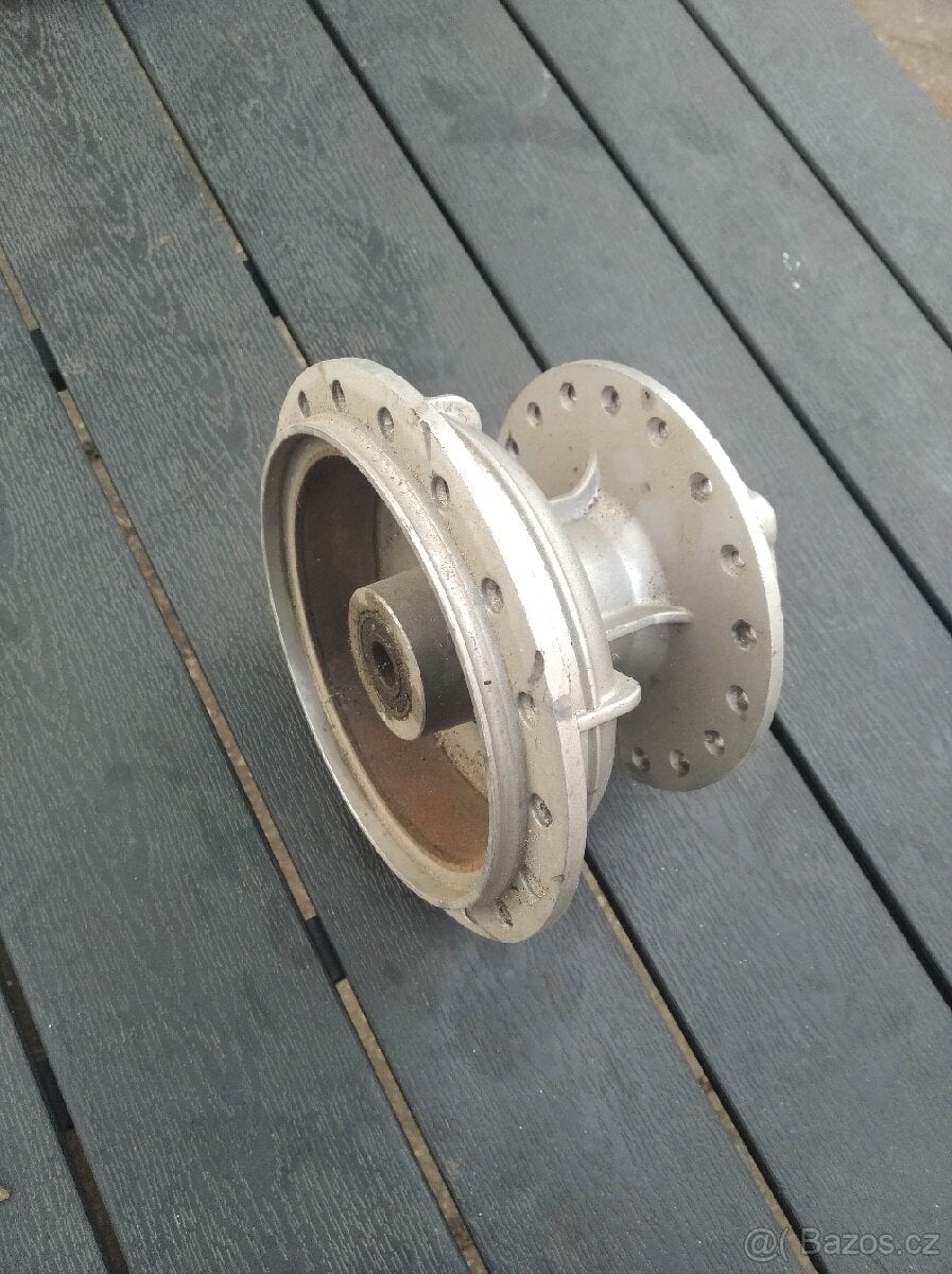 Náboj zadního kola CROSS 125, tr200